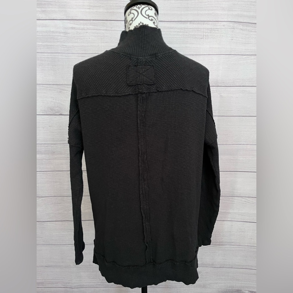 We The Free | Charcoal Black Casey Rib Tunic Sweater - Picture 6 of 9